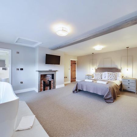 Brand New Listing Wellcroft Farm Villa Stanton Exterior photo